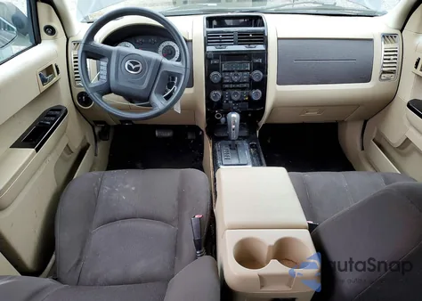 2008 Mazda Tribute I z USA, uszkodzony, nr VIN 4F2CZ02ZX8KM02834